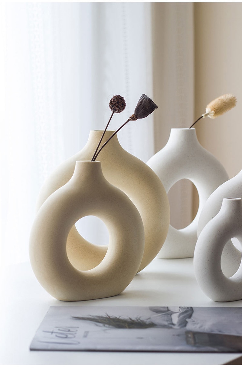 Nordic Circular Hollow Ceramic Vase