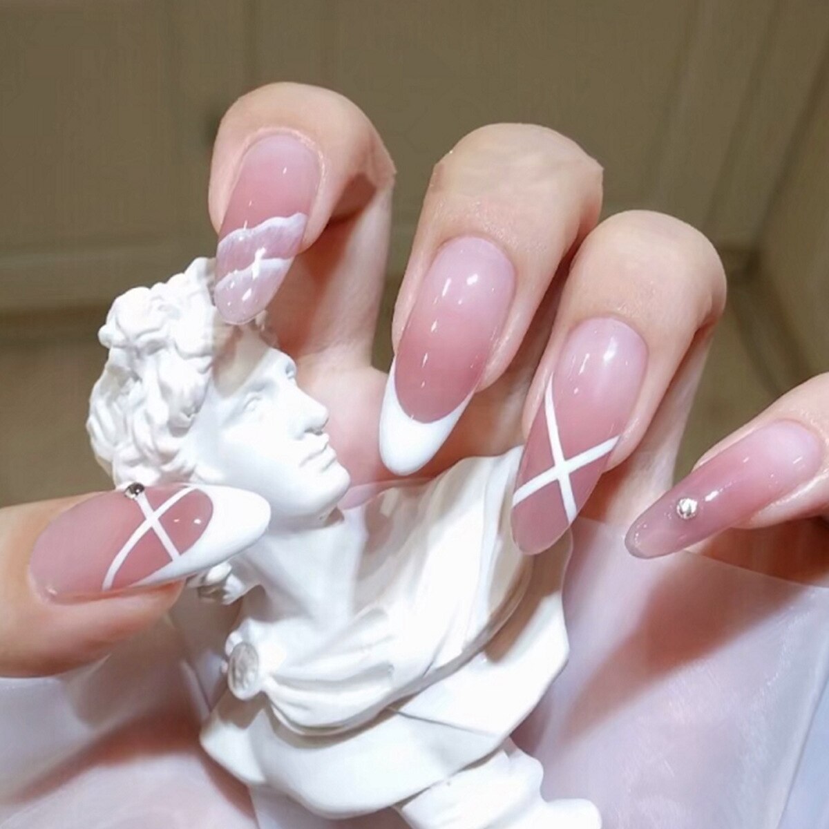 Nails With Glue-937