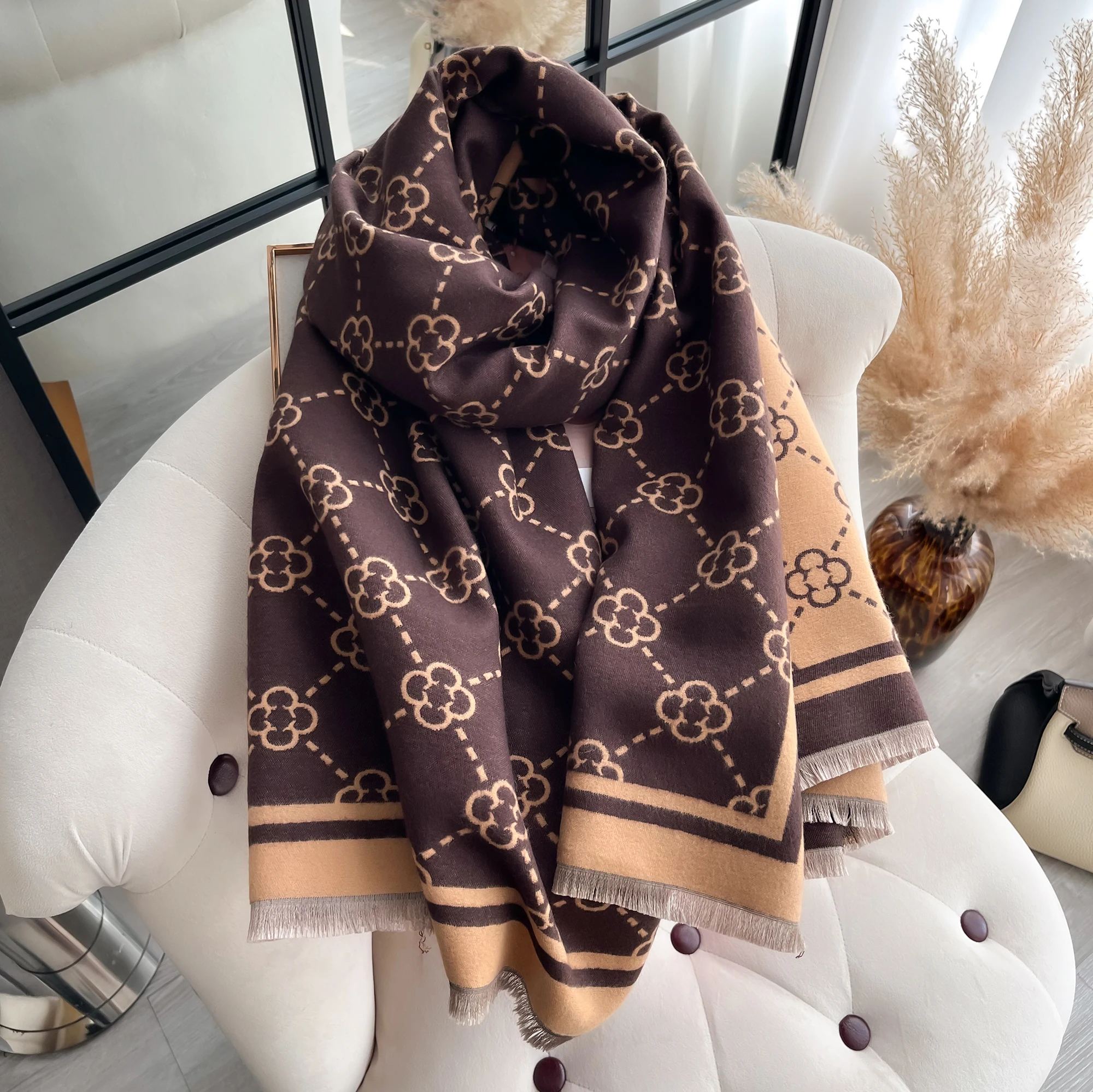 Elegant Fashion Scarf